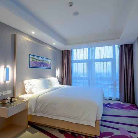Lavande Hotel Tianjin Bagian luar foto